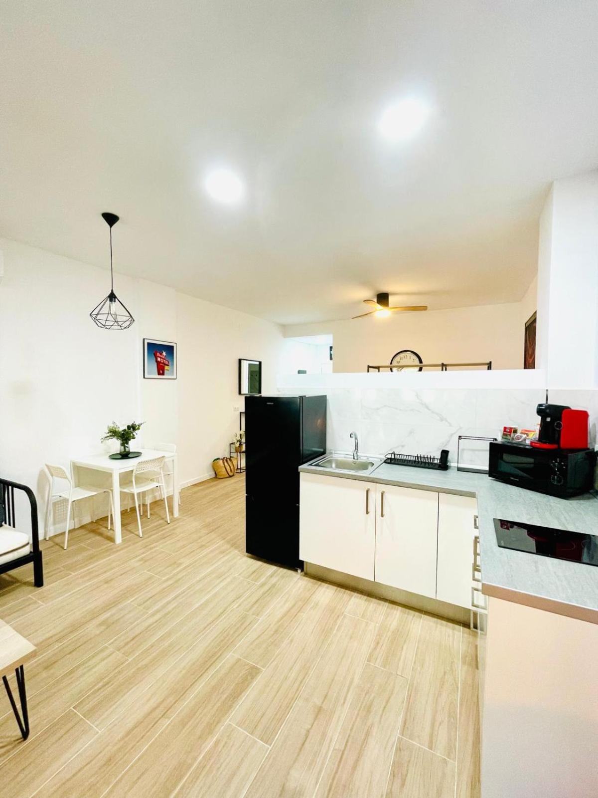 Completo Y Bello Apartamento En Μάλαγα Εξωτερικό φωτογραφία